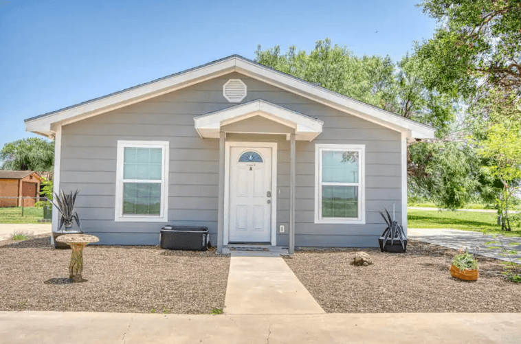 Tiny Homes Baffin Bay